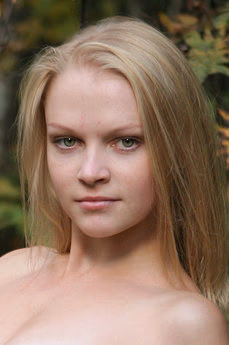 metart-valya-c-1A8D9492D7E64C921C3E304C320FB8EB.avif