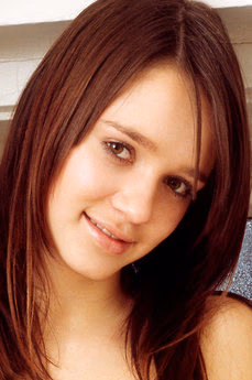 metart-vera-a-8F082523987269B7D82F8E95F1BF8E90.avif