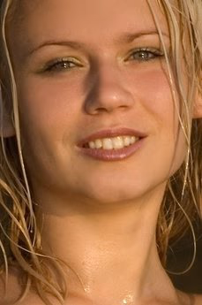 metart-veronika-a-E47C420C6E8F840705340472BB720D4A.avif