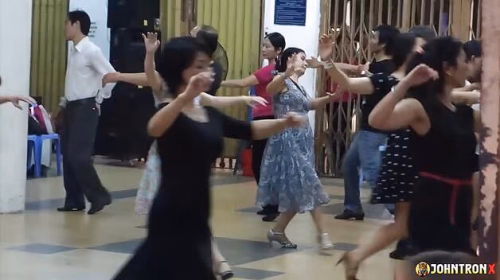 johntronx-lang-lang-short-visit-2015-11-23-4407-cover.avif
