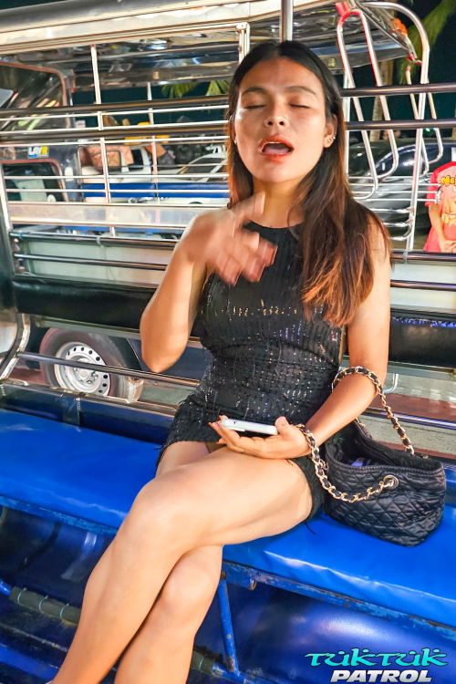 tuktukpatrol-image-post_gallery167759-ac350259.avif