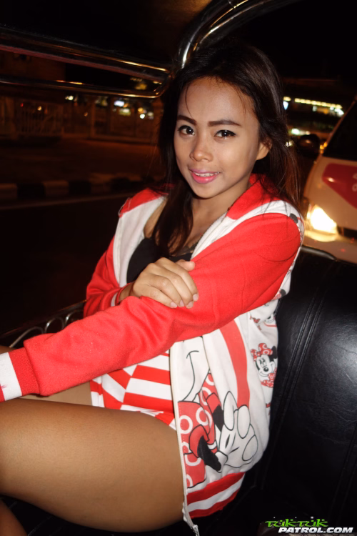 tuktukpatrol-image-post_gallery121502-0237f85f.avif